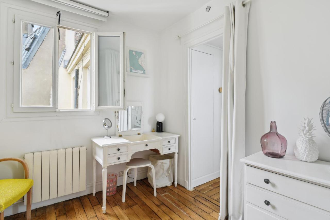 Charming Duplex In Privatestreet, Citycenter Párizs Kültér fotó